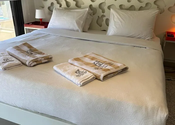 Daire G Cribs Cozy 1bd *